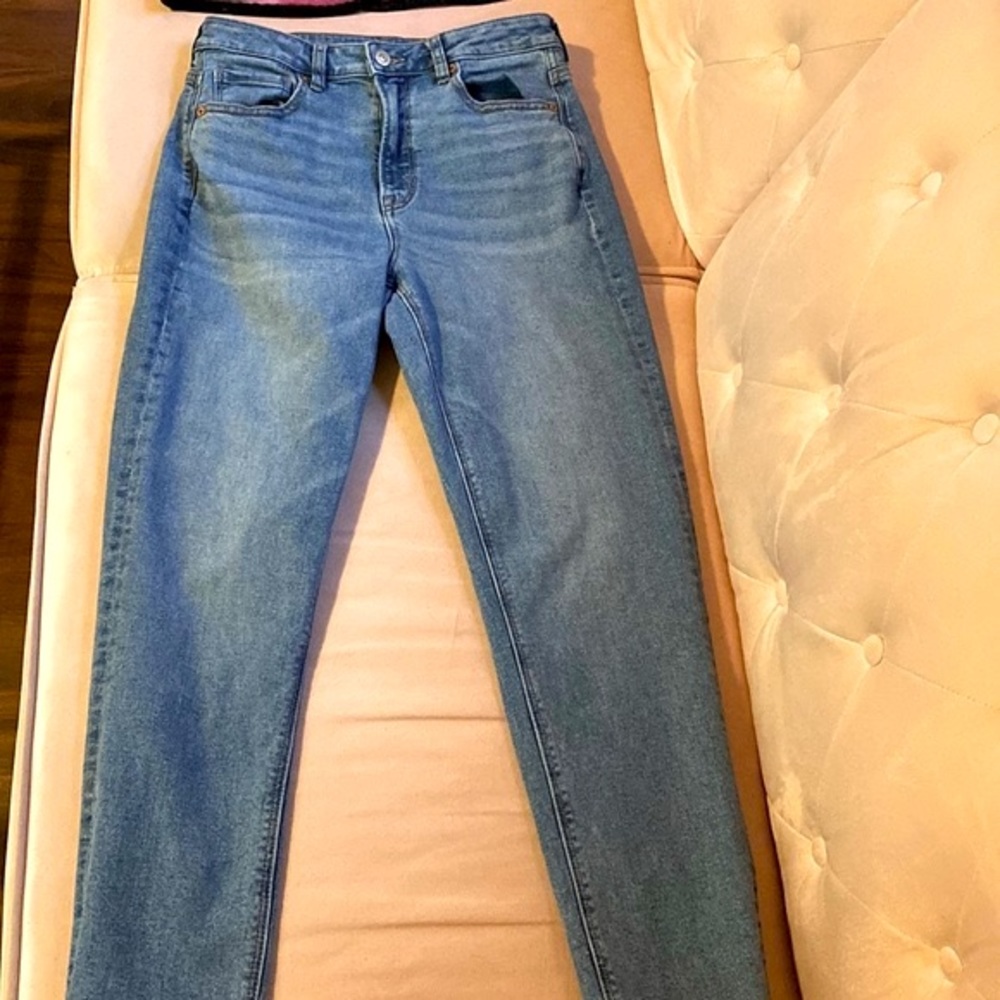 American Eagle Mom Jeans